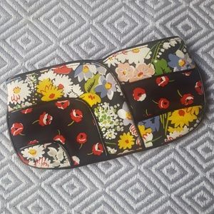 Vera Bradley Clutch